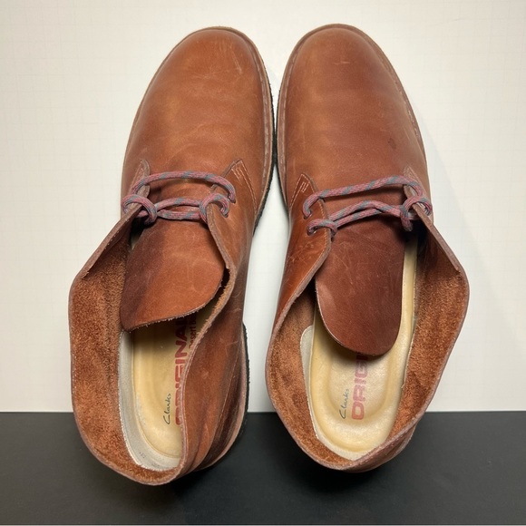 Mens CLARKS Originals Dark Tan Leather Desert Boots / Size 13 Medium main image 9